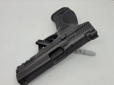 SMITH & WESSON m&p 9
compact - 4 of 6