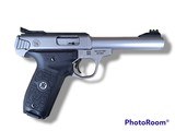 SMITH & WESSON SW22 VICTORY .22 LR - 1 of 2