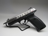 RUGER SR40 - 4 of 7