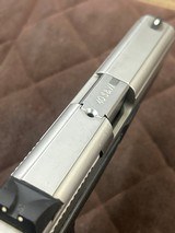 SMITH & WESSON SW40 VE - 5 of 5