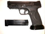 SMITH & WESSON M&P9 2.0 - 2 of 2