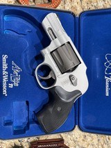 SMITH & WESSON 242 AIR LITE - 2 of 5