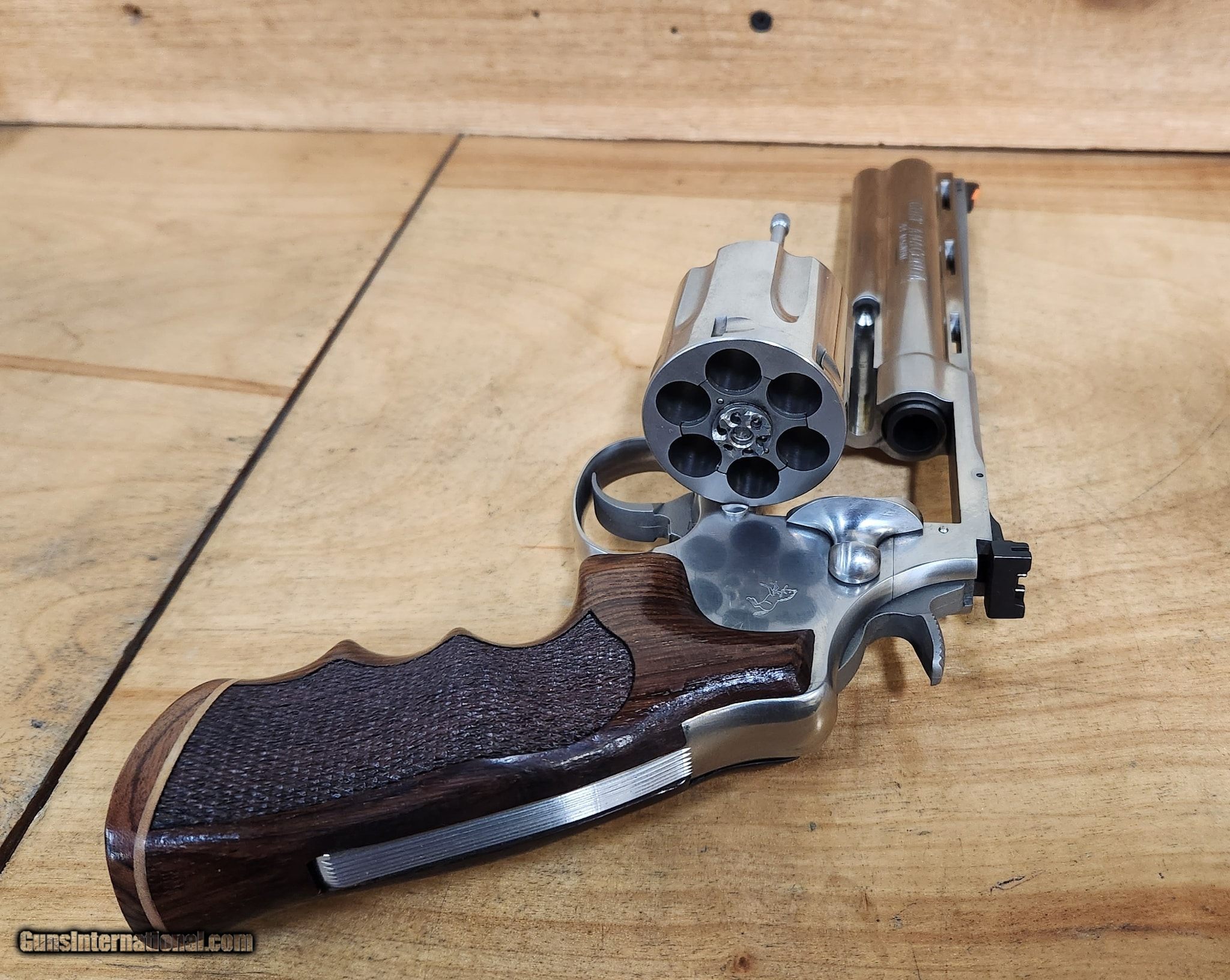 COLT ANACONDA 44 MAGNUM 6