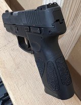 TAURUS G2C - 2 of 5