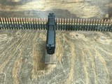SMITH & WESSON M&P 22 COMPACT - 4 of 4