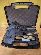 SIG SAUER 1911R - 1 of 6