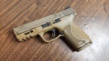 SMITH & WESSON M&P 9 M2.0 Compact - 1 of 6