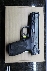 SMITH & WESSON M&P 40 M2.0 .40 S&W - 1 of 4