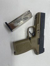 SMITH & WESSON SD40 - 4 of 7