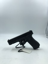 GLOCK 17 g17 gen 5 - 2 of 5