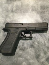 GLOCK 17
Gen 5 - 6 of 7