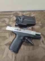 SMITH & WESSON SD40 VE - 1 of 7