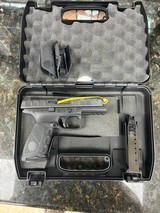 BERETTA APX 9 - 1 of 4