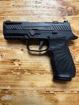 SIG SAUER P320 CUSTOM - 2 of 4