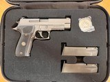 SIG SAUER P226 LEGION - 1 of 6