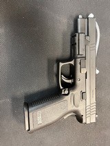 SPRINGFIELD ARMORY XD-40 .40 S&W - 1 of 2