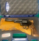 SMITH & WESSON 29 - 2 of 2