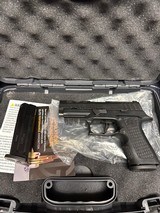 SIG SAUER P320 XCOMPACT SPECTRE - 2 of 4
