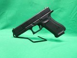 GLOCK 17 GEN5 - 3 of 5