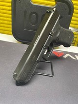 GLOCK 17Gen 5 - 2 of 7