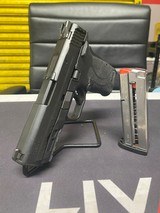 SMITH & WESSON M&P 9 Sheild EZ M2.0 - 1 of 7