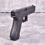 GLOCK 17
Gen4 - 3 of 4