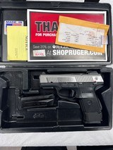 RUGER SR9C - 1 of 3