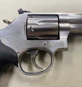 SMITH & WESSON 686 - 3 of 7