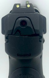 HECKLER & KOCH HK VP40 .40 S&W - 5 of 6