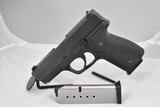 KAHR ARMS K40 - 1 of 7