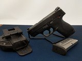 SMITH & WESSON M&P 9 sheild 9MM LUGER (9X19 PARA) - 1 of 3