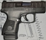 BERETTA USA APX Carry - 1 of 3