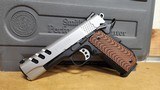 SMITH & WESSON SW1911 PERFORMANCE CENTER - 2 of 4
