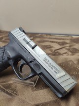 SMITH & WESSON SD40 VE - 223400 - 2 of 7