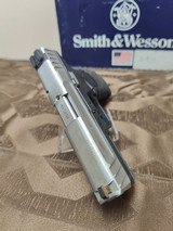 SMITH & WESSON SD40 VE - 223400 - 6 of 7