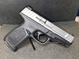 SMITH & WESSON SD40VE .40 S&W - 1 of 2