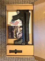 KELTEC SUB-2000 - 2 of 3