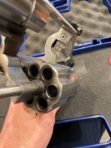 SMITH & WESSON 686 - 6 of 6