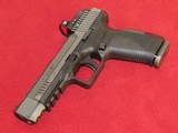 Canik TP9SFX - 2 of 6