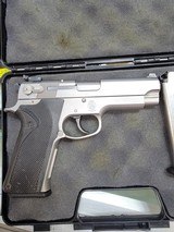 SMITH & WESSON Mod 4566 - 1 of 5