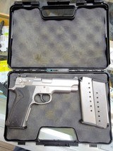 SMITH & WESSON Mod 4566 - 2 of 5