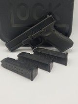 GLOCK 17 g17 gen 5 - 1 of 7