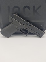 GLOCK 17 g17 gen 5 - 2 of 7