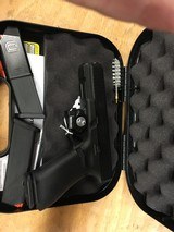 GLOCK 17 GEN 5 - 1 of 2