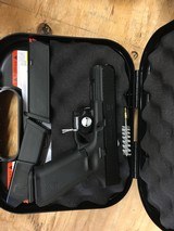 GLOCK 17Gen5 - 1 of 2