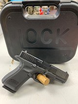 GLOCK 19gen4 9MM LUGER (9X19 PARA) - 1 of 3