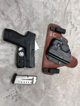 SMITH & WESSON 9 Shield - 2 of 2