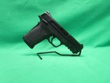SMITH & WESSON M&P9 SHIELD EZM2.0 - 2 of 6