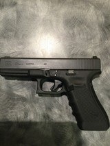 Glock G22 Gen 4 - 2 of 5