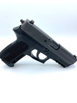 SIG SAUER SP2022 - 1 of 6